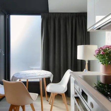 Apartmán Hostini 2 - Downtown *