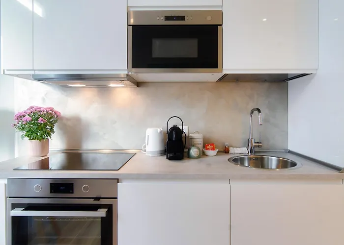 Hostini 2 - Downtown Appartement *